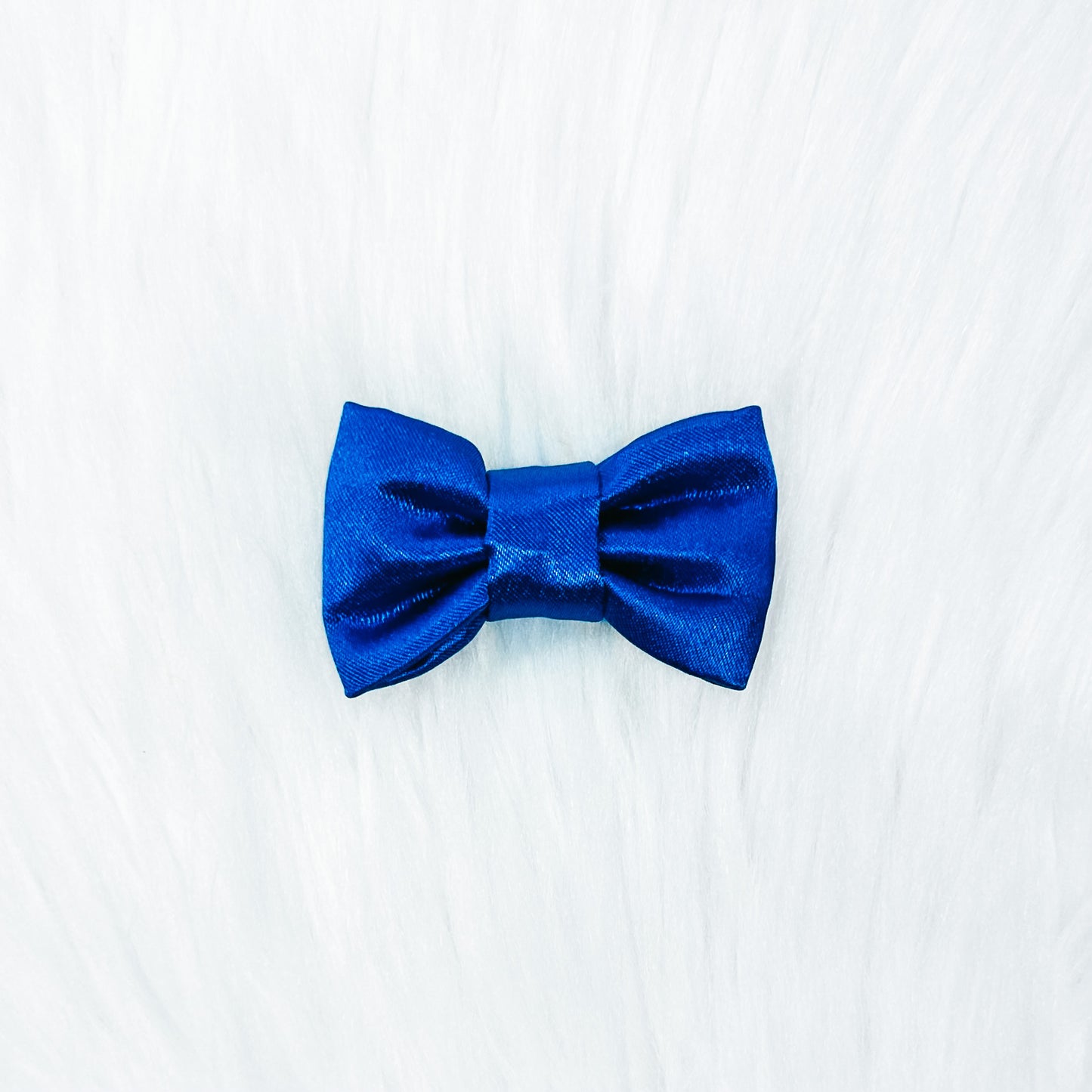 The “Fire cracker” bow tie style hair bow
