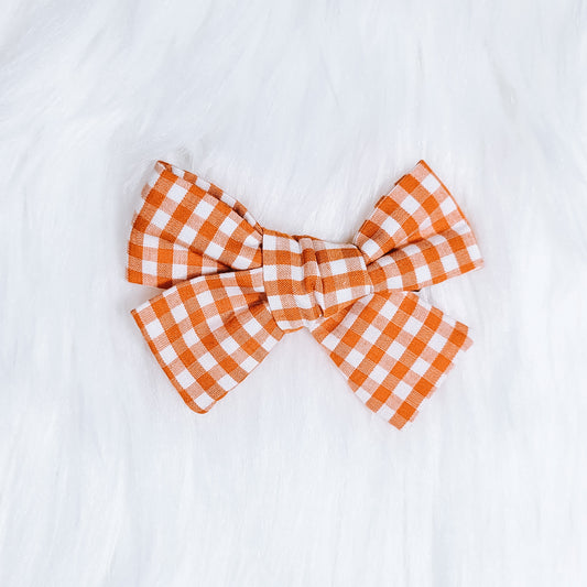 The "Happy Halloween" Pin wheel hairbow